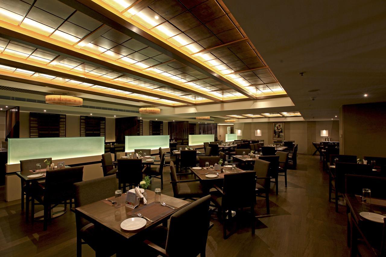 Tenāli Goutham Grand Hotel מראה חיצוני תמונה